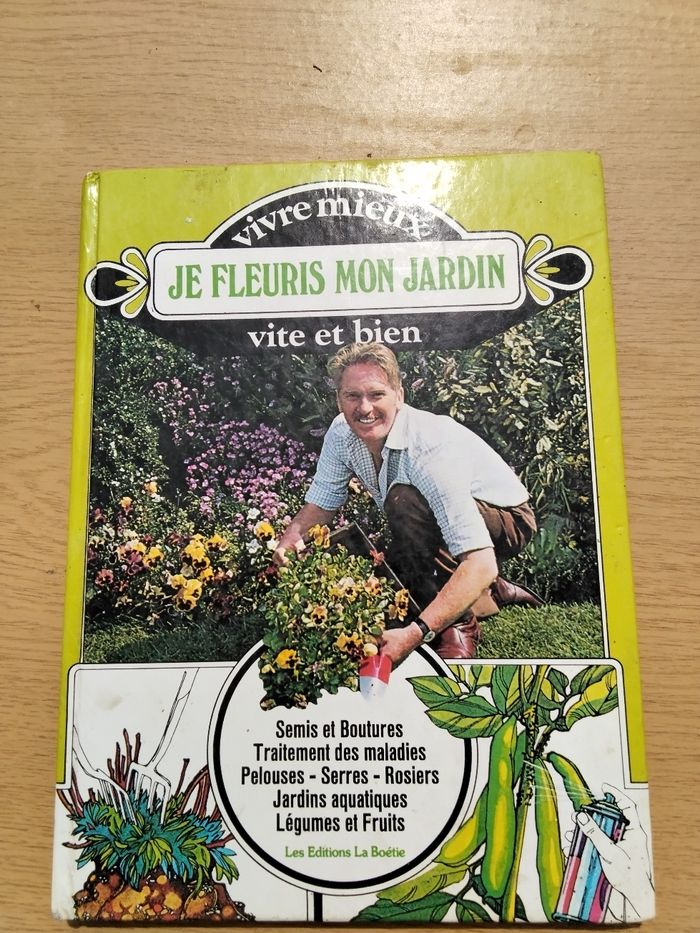 Je fleuris mon jardin