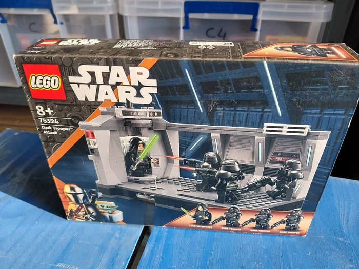 Lego star wars 75324 l'attaque des dark troopers