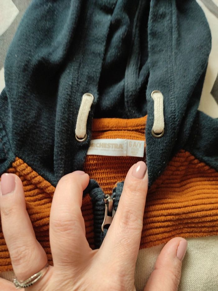 Veste a capuche 6 ans - photo numéro 2