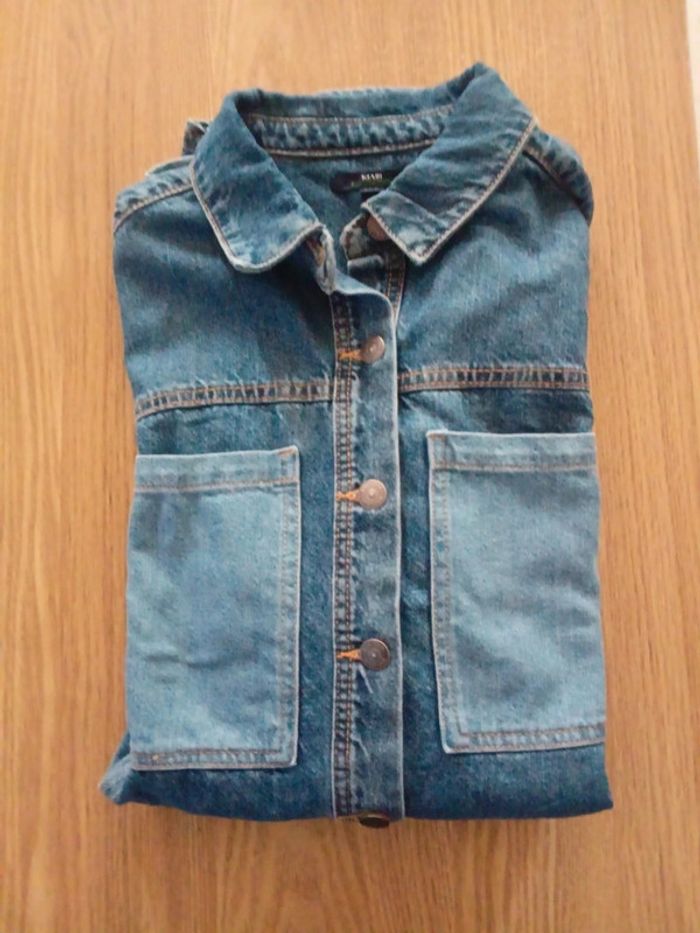 Chemise en jeans longue kiabi taille 36 🌹