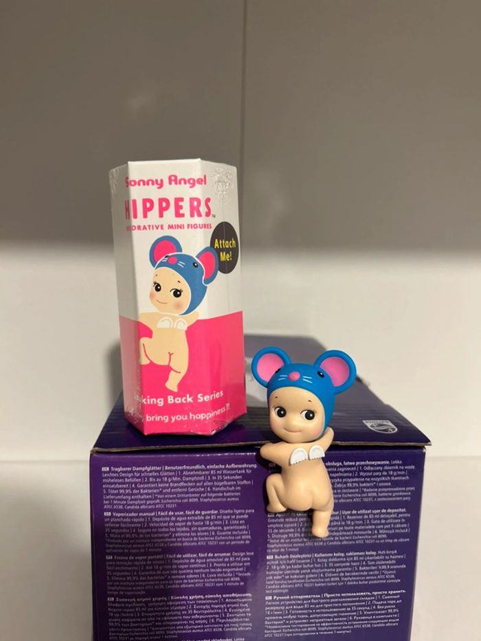 Sonny Angel hippers looking back séries