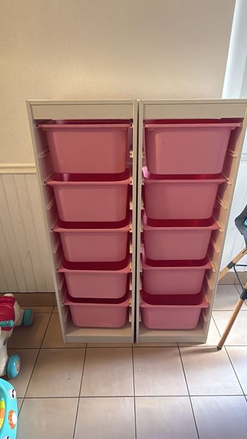 Meuble de rangement IKEA + bacs rose