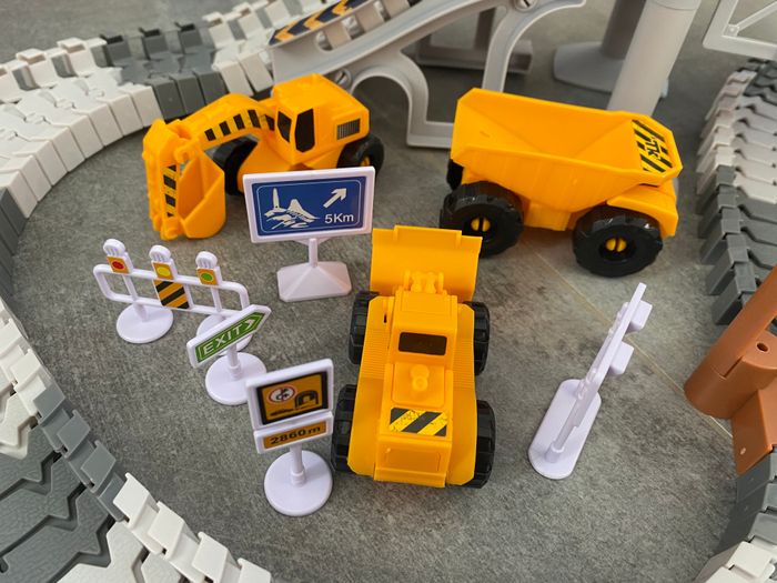 Circuit chantier voiture motorisée