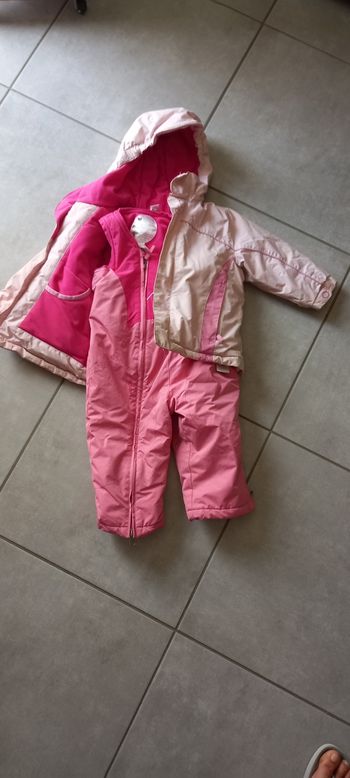 Combinaison ski et vestes 24 mois