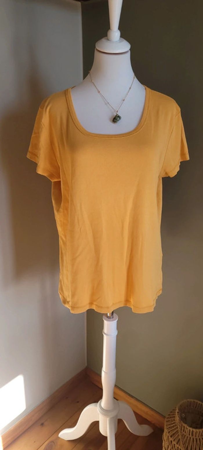 T-shirt basic Tex moutarde Taille XXL Parfait état - photo numéro 2