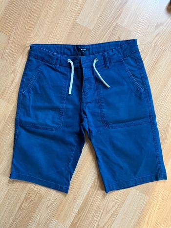 Bermuda bleu