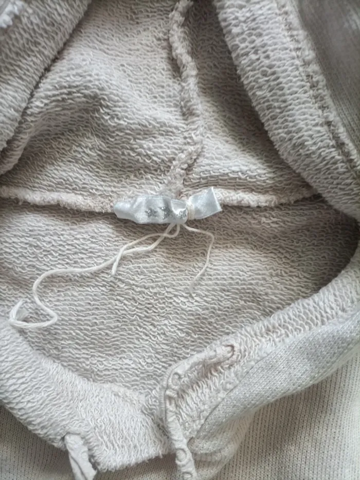 Joli pull à capuche taille unique - photo numéro 5