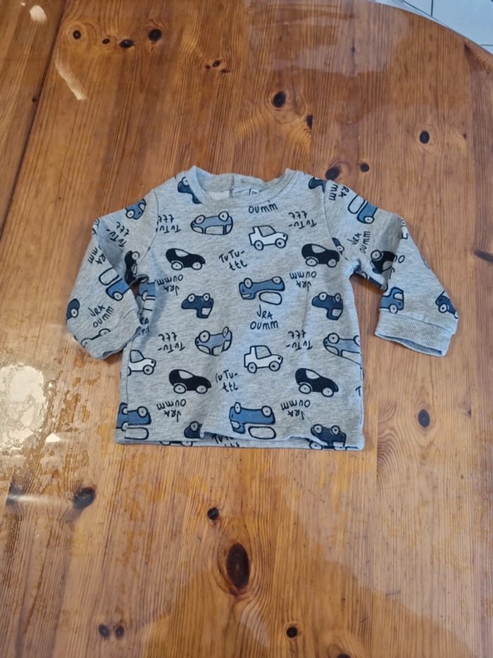 Pull chaud voiture 12 mois