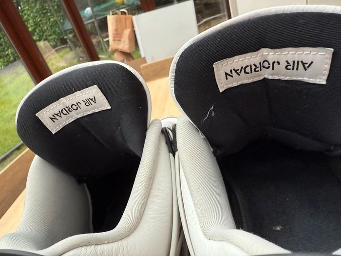 Air Jordan 4 Military Black Noir et Blanche - photo numéro 7