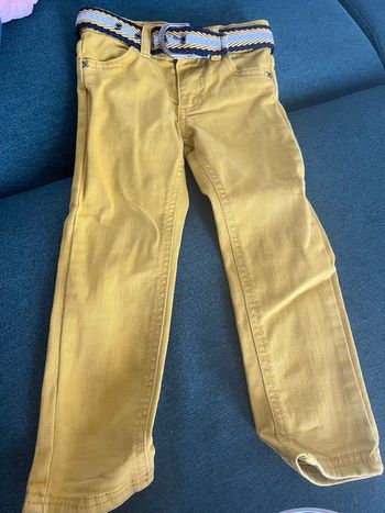 Jeans avec ceinture 