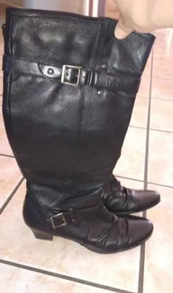 bottes noires à talons