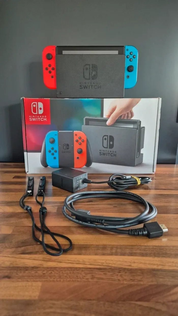 Console Nintendo switch en boîte