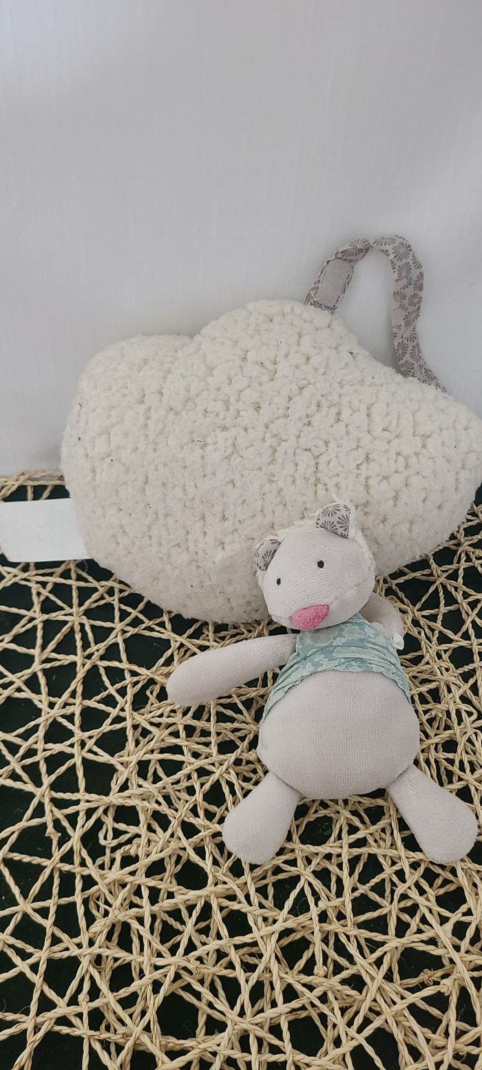 Doudou musical Moulin Roty