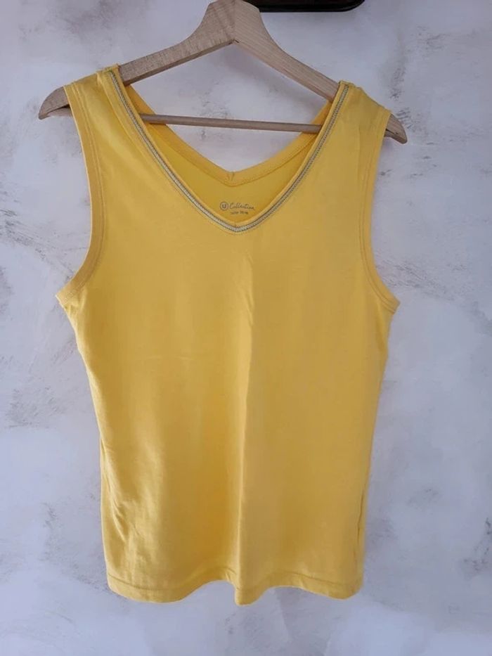 Top haut femme U collection 38 / 40