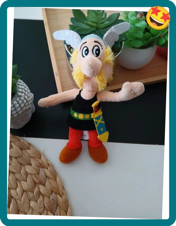 Péluche doudou Asterix Comme Neuf🌿🎁 - photo numéro 4