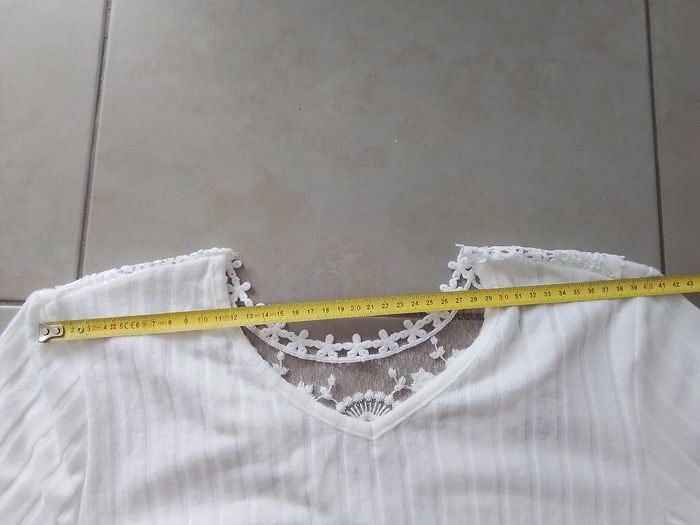 Pull femme T :38  blanc - photo numéro 2