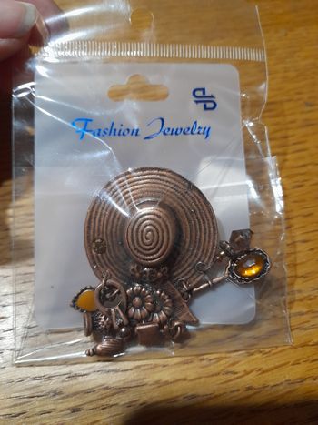 Broche