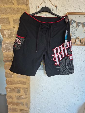 Magnifique bermuda neuf Rip Curl taille 38