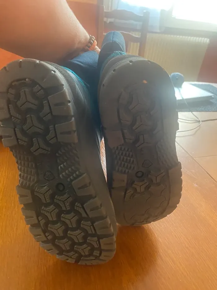 Bottines de neige Quechua – Taille 34/35 – Chaudes & imperméables - photo numéro 5