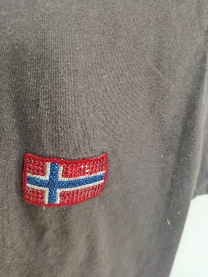 T-shirt marron foncé logo Napapijri - photo numéro 2