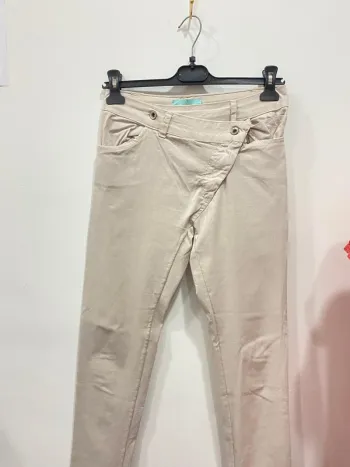 Pantalon fermeture asymétrique