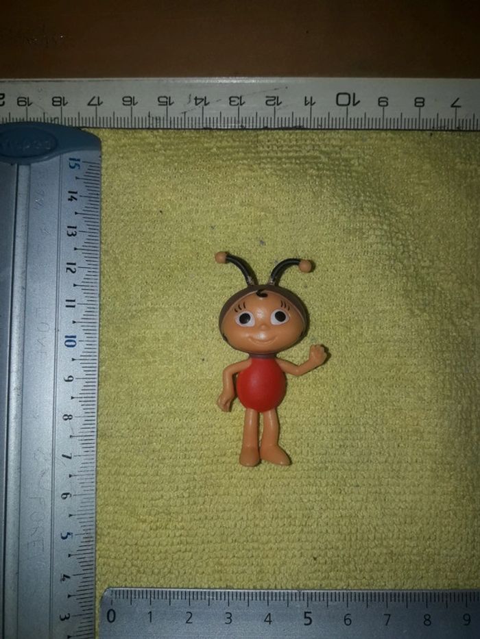 Maya l'abeille figurine