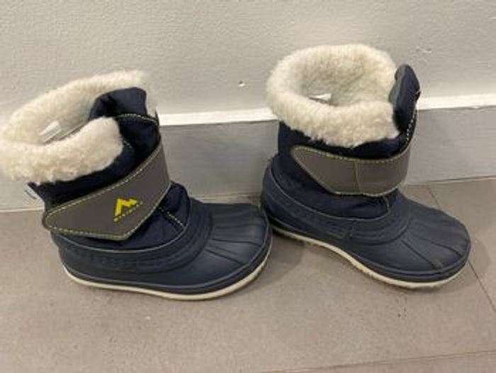 Bottes de neige chaudes imperméables taille 24/25 - photo numéro 4