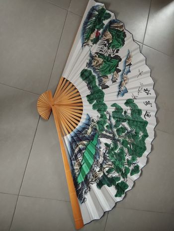 Grand éventail chinois pour décoration 