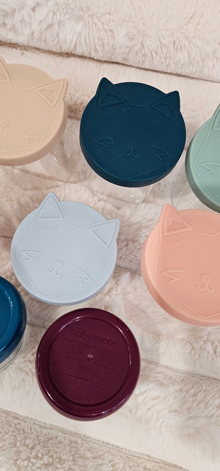 Lot de 9 pots en verre Babymoov excellent état - photo numéro 4