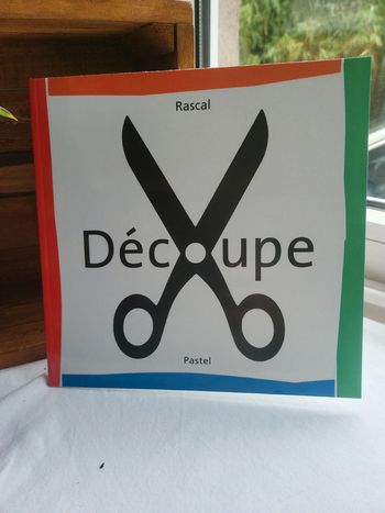 Découpe livre pour apprendre les formes