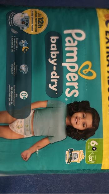 Paquet Pampers babydry taille 6+