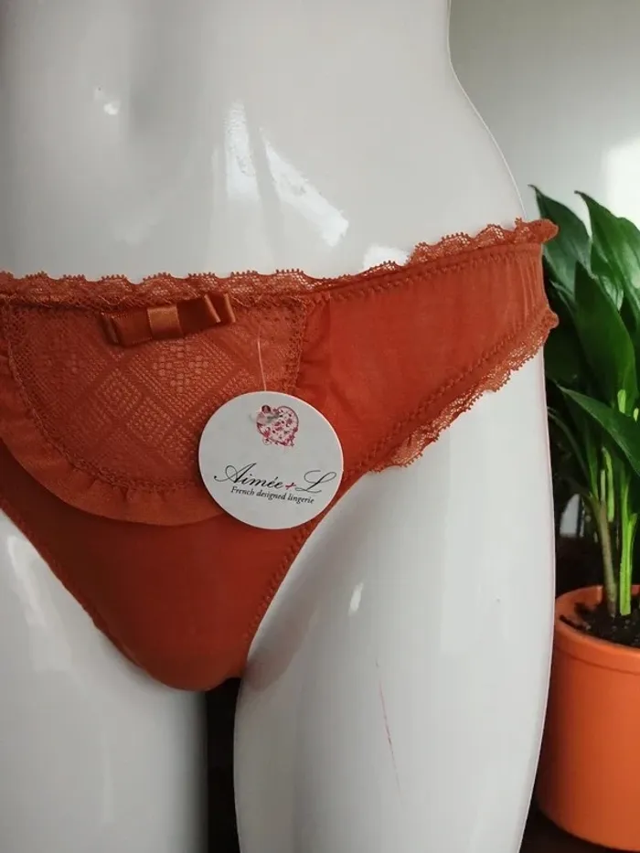 String Aimée L. 40 - photo numéro 3