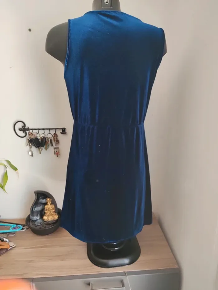 Robe effet velour taille m - photo numéro 4