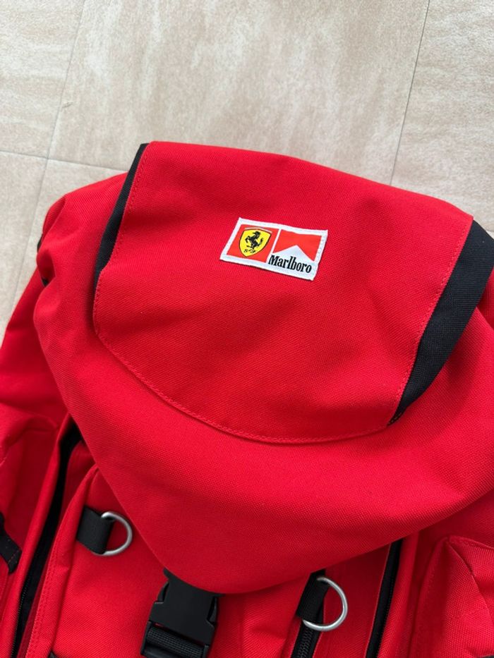 Sac Ferrari x Marlboro - photo numéro 15