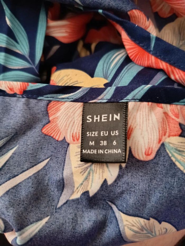 Combi short et dos nu. Marque shein. (A26). - photo numéro 5