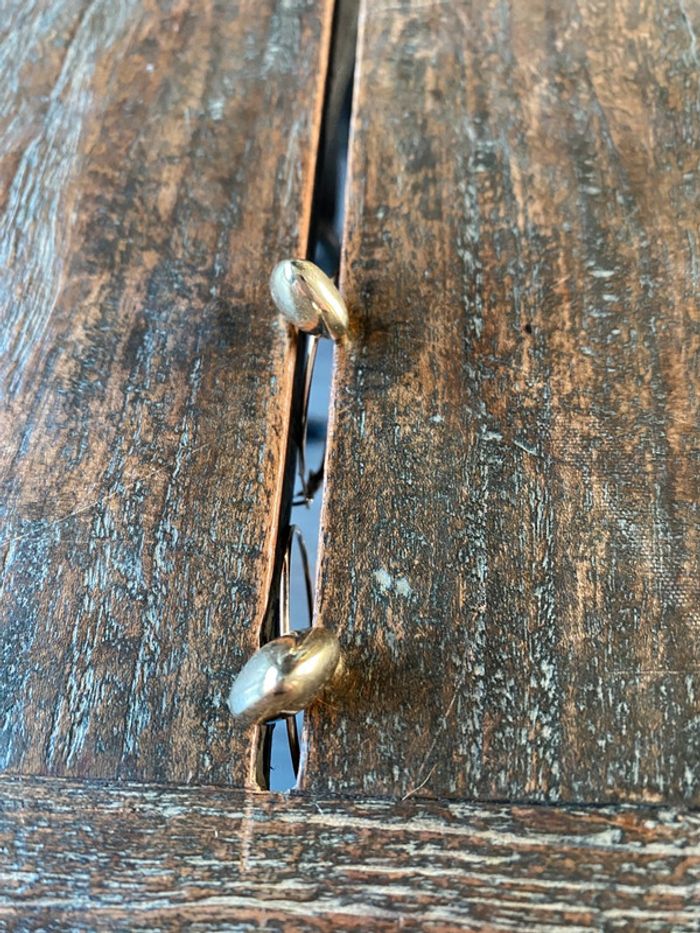 Magnifique paire de boucles d’oreilles avec cœurs - photo numéro 4