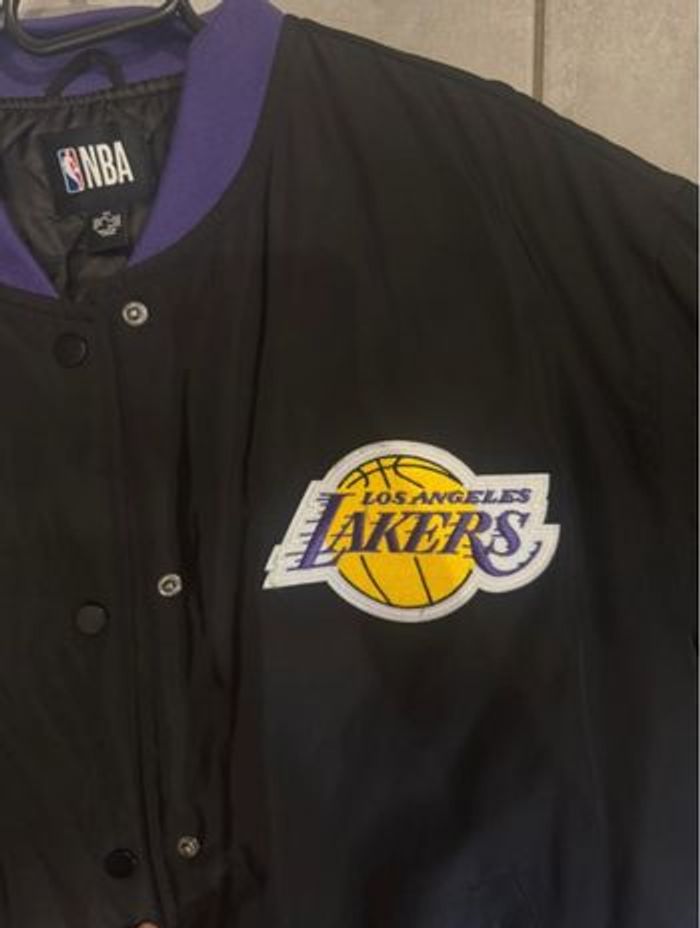 Bombers « Lakers » - photo numéro 2