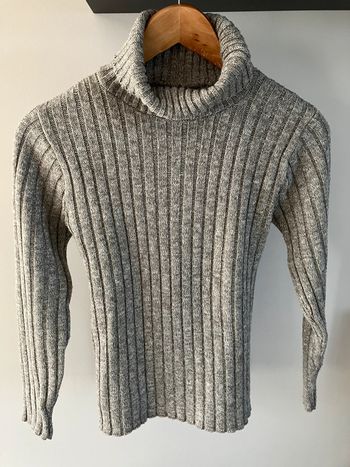 Pull beige à col roulé taille 1