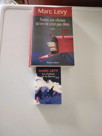 Lot 2 livres Marc Levy