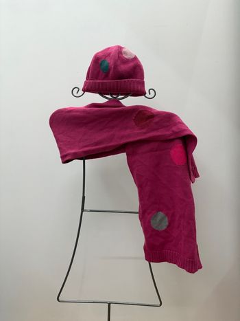 Lot écharpe et bonnet rose à jolis pois colorés 