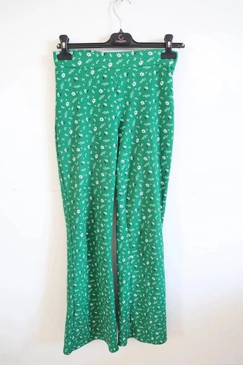 C54 pantalon vert kiabi XS