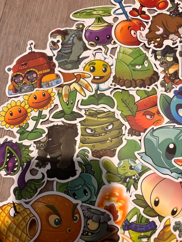 Autocollant jeu plante zombi sticker waterproof déco plants vs zombies - photo numéro 4