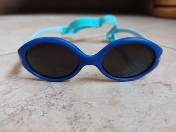 Lunette de soleil petipouce