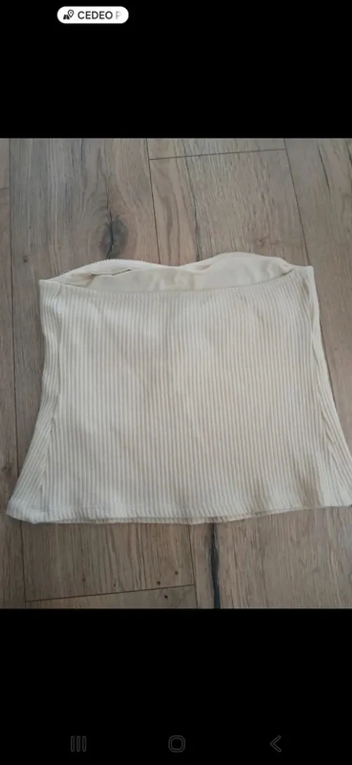 Haut epaules dénudées Neuf crème beige effet cottelé L - photo numéro 2