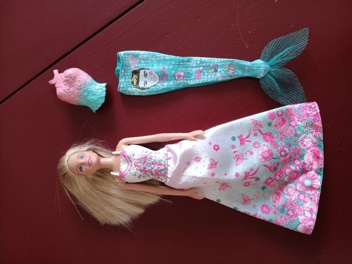 Barbie fairytale mix and match très bon état