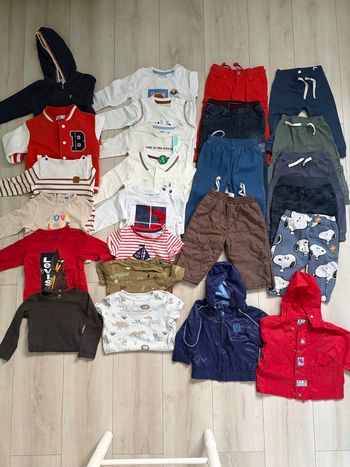 Lot de vetement en 12 mois 