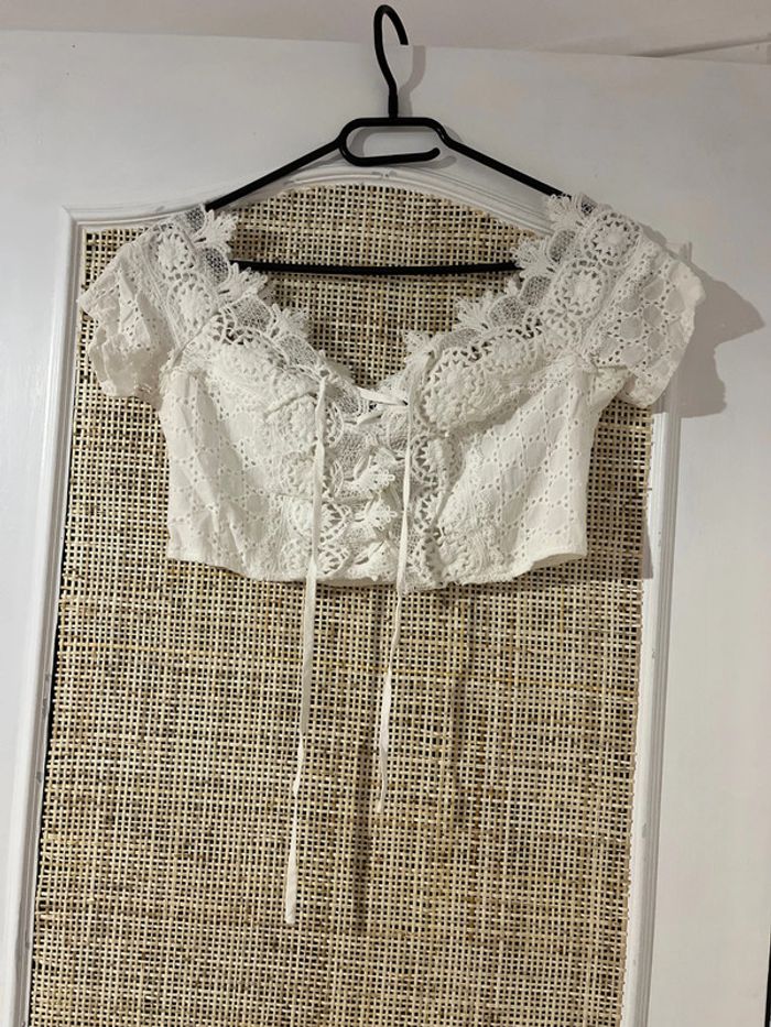 Top broderie anglaise