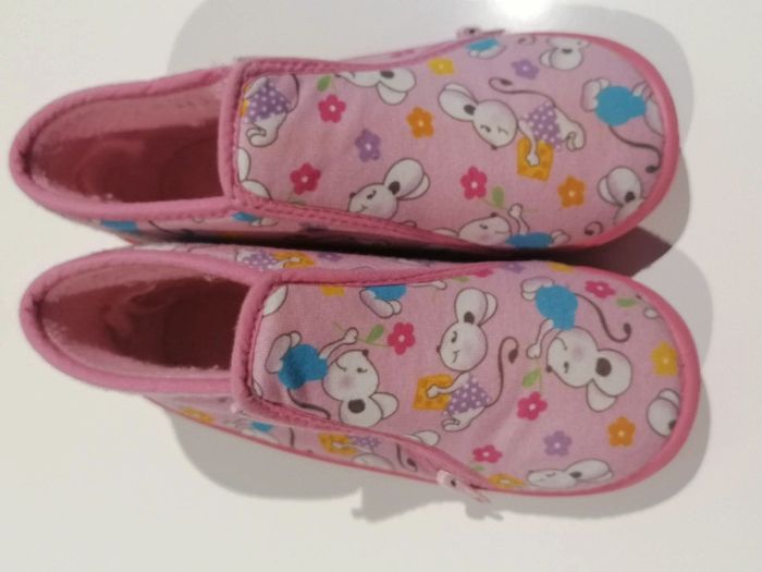 Chaussons T 30 👧🏻 - photo numéro 4