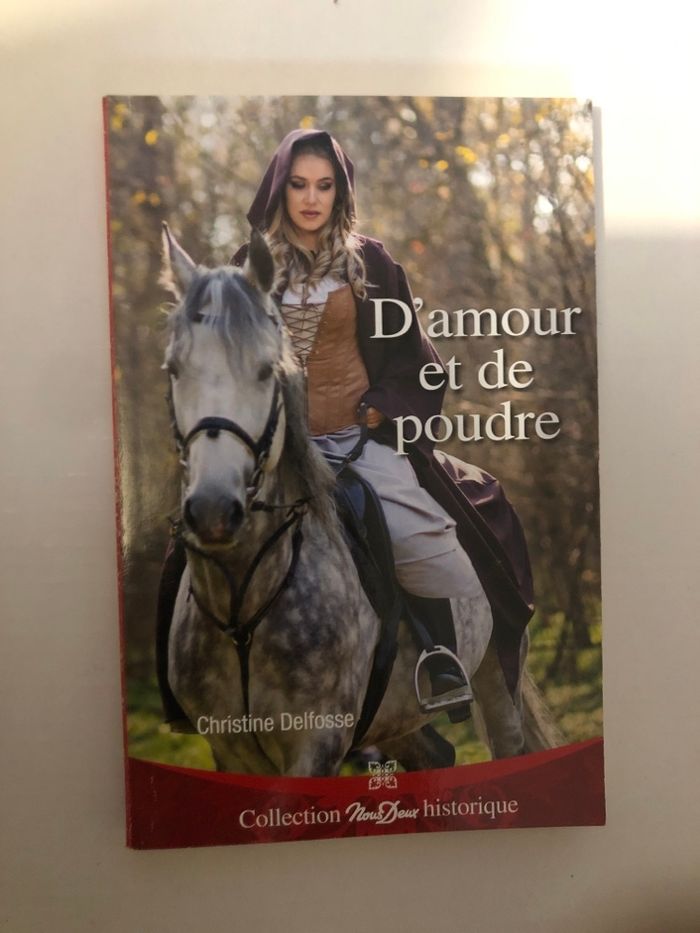 Livre nous deux d’amour et de poudre