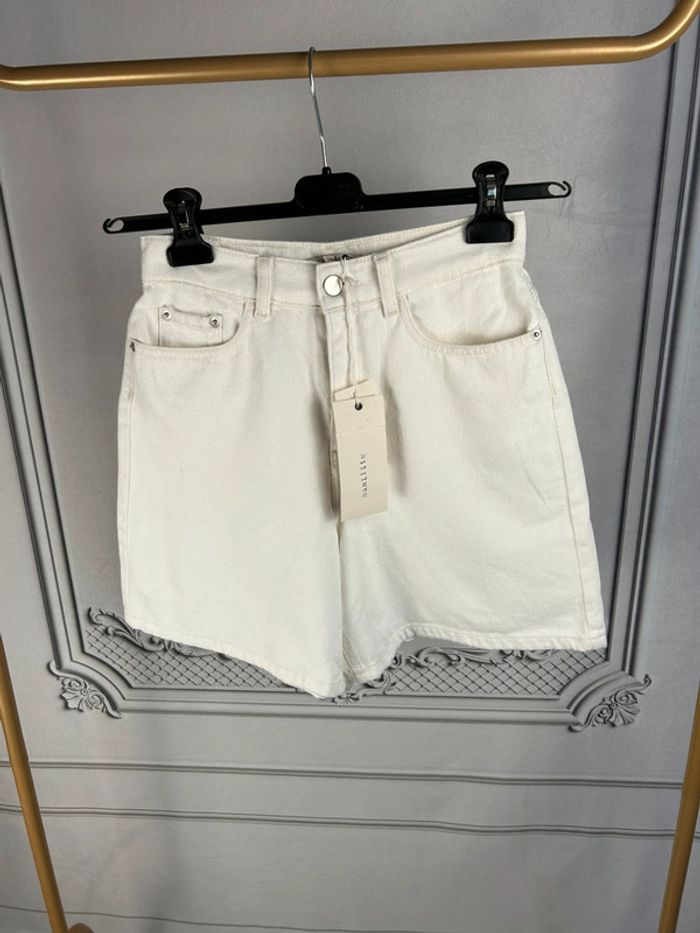 Short crème Humility 34 neuf
